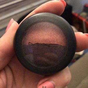 MAC Mineralize Eyeshadow Interview Purple-X